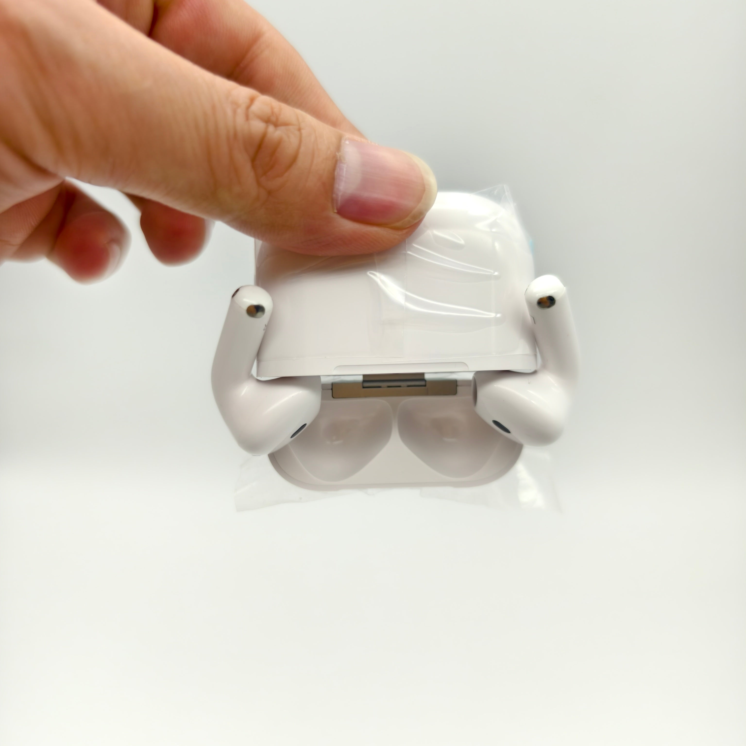 Wireless Bluetooth Headphones with Noise Cancellation and Bass